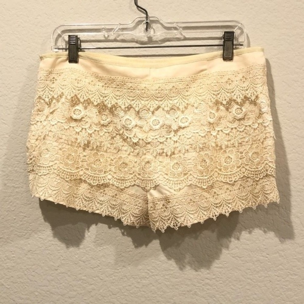 San Souci Ivory Lace Shorts Large New - Picture 10 of 16